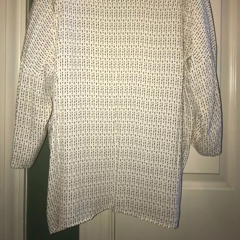 Zara Basic Printed Blouse Cream/Black Small - image 2